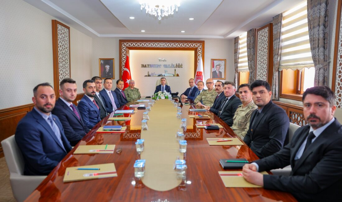   BAYBURT / TEKHA