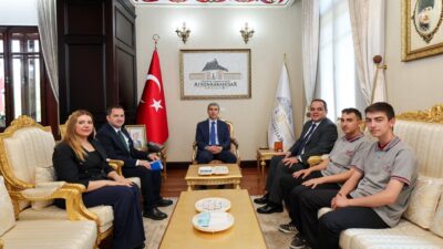 AFYONKARAHİSAR / TEKHA Afyonkarahisar Valisi