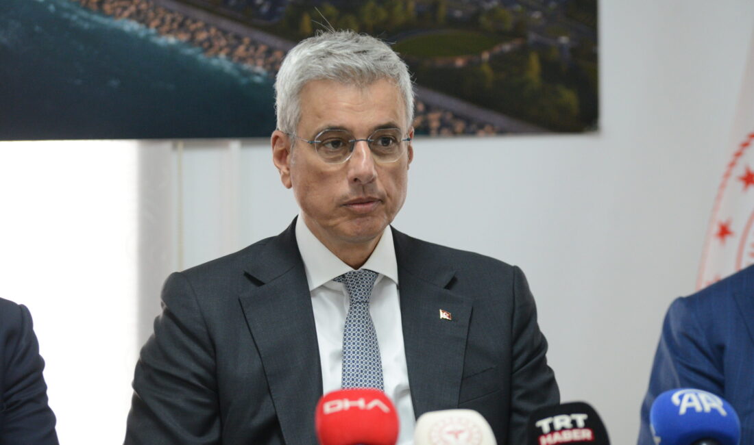 Sağlık Bakanı Memişoğlu Rize Şehir Hastanesi İnşaatında İncelemelerde Bulundu RİZE / TEKHA Sağlık