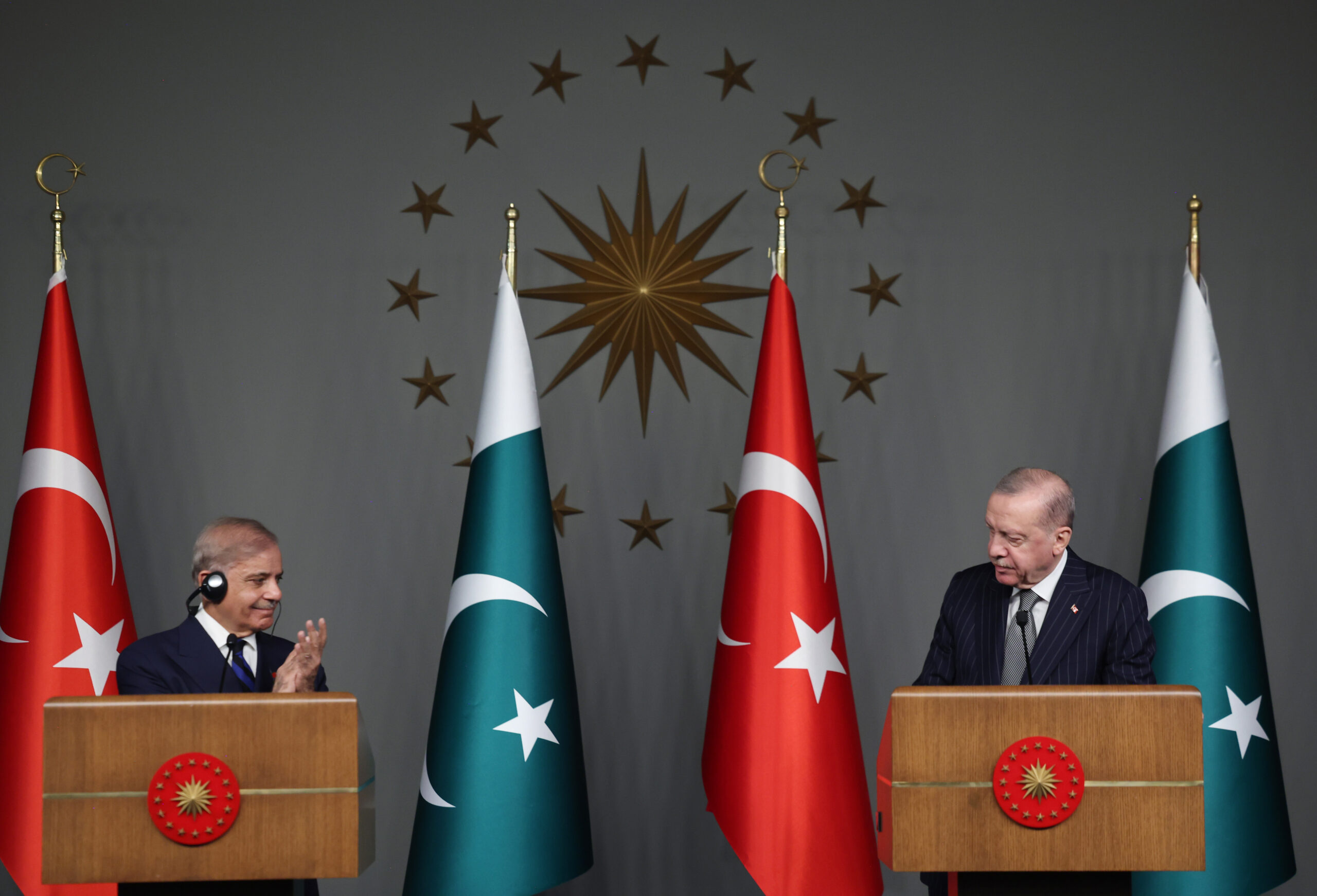 Pakistan Başbakanı Şahbaz Şerif’ten Türkiye’nin Cumhuriyet Bayramı’na Özel Tebrik Mesajı
