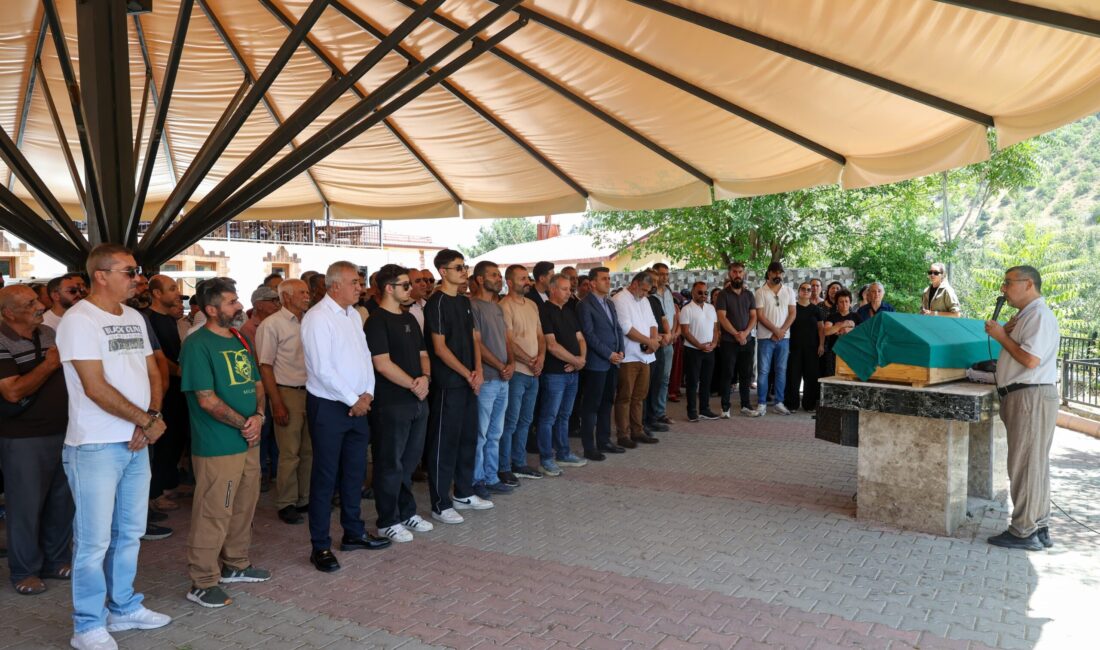 Tunceli Valisi Şefik Aygöl Cenaze Törenine Katıldı TUNCELİ / TEKHA Tunceli