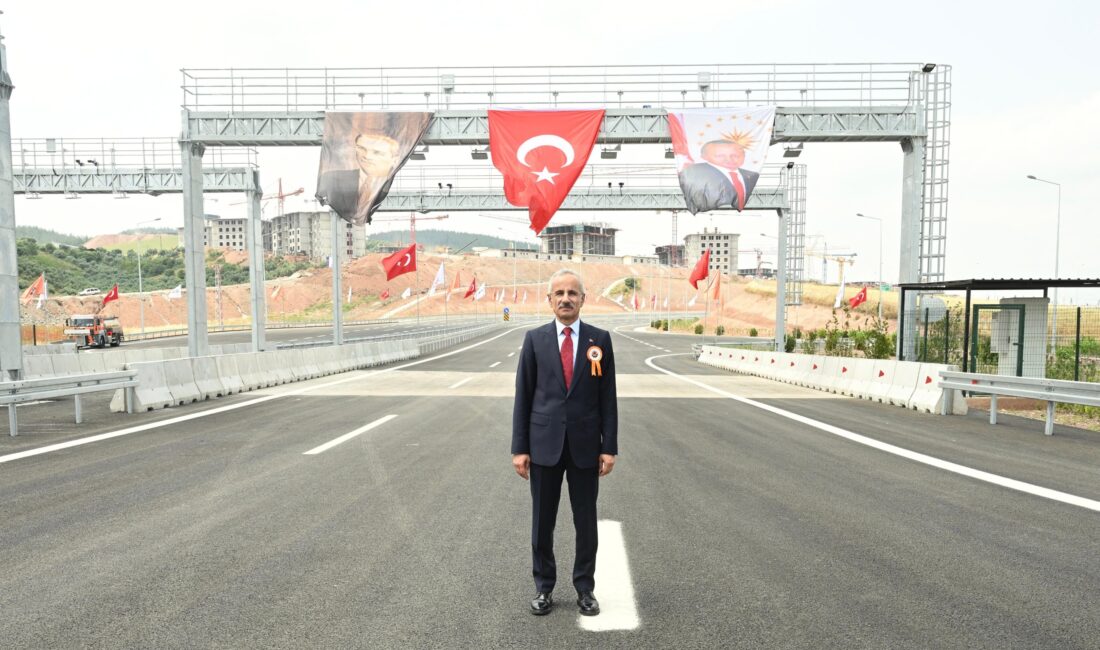Bakan Uraloğlu: Akıncı Gişeleri’nde Serbest Geçiş Dönemi Başladı Ulaştırma ve Altyapı Bakanı