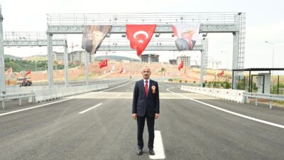 Ulaştırma ve Altyapı Bakanı Abdulkadir