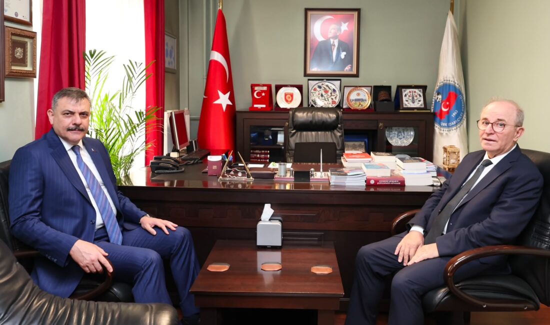 İçişleri Bakanı Mustafa Çiftçi Türk İdareciler Derneği’ni Ziyaret Etti İçişleri Bakanı Mustafa Çiftçi,