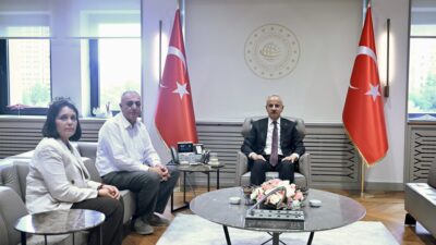 Ulaştırma ve Altyapı Bakanı Abdulkadir