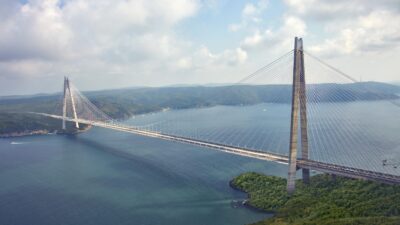 Ulaştırma ve Altyapı Bakanı Abdulkadir