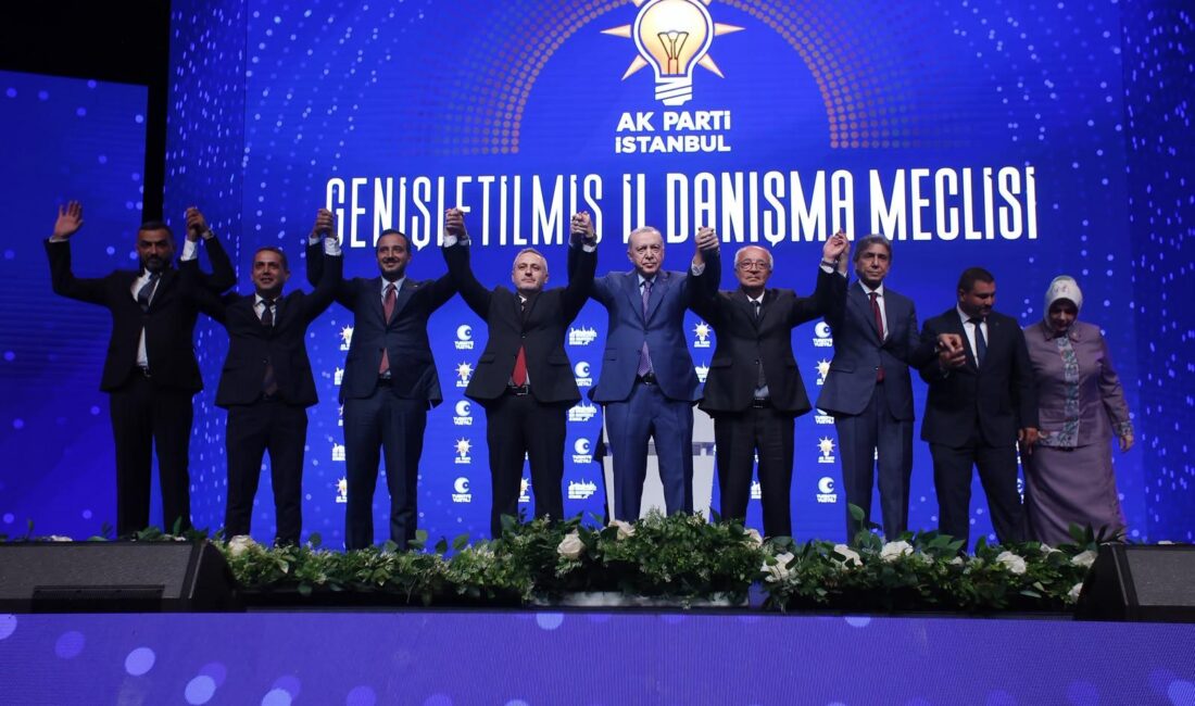 CHP’den İstifa Eden 3 Belediye Başkanı AK Parti’ye Katıldı Cumhuriyet Halk Partisi’nden (CHP)