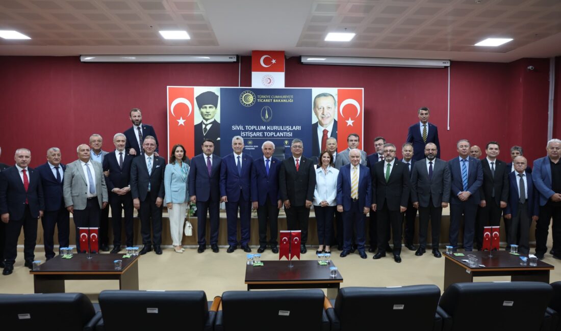 Ticaret Bakanı Ömer Bolat,
