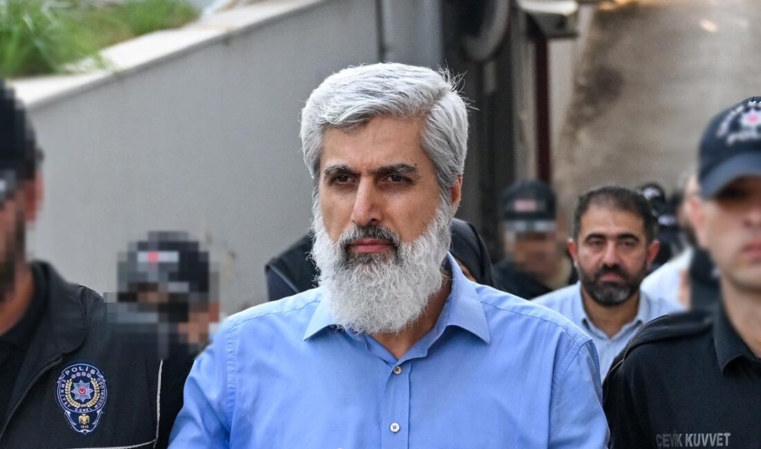 Adana Merkezli Operasyonda Alparslan Kuytul Ve 56 Şüpheli Adliyede Adana merkezli 6 ilde