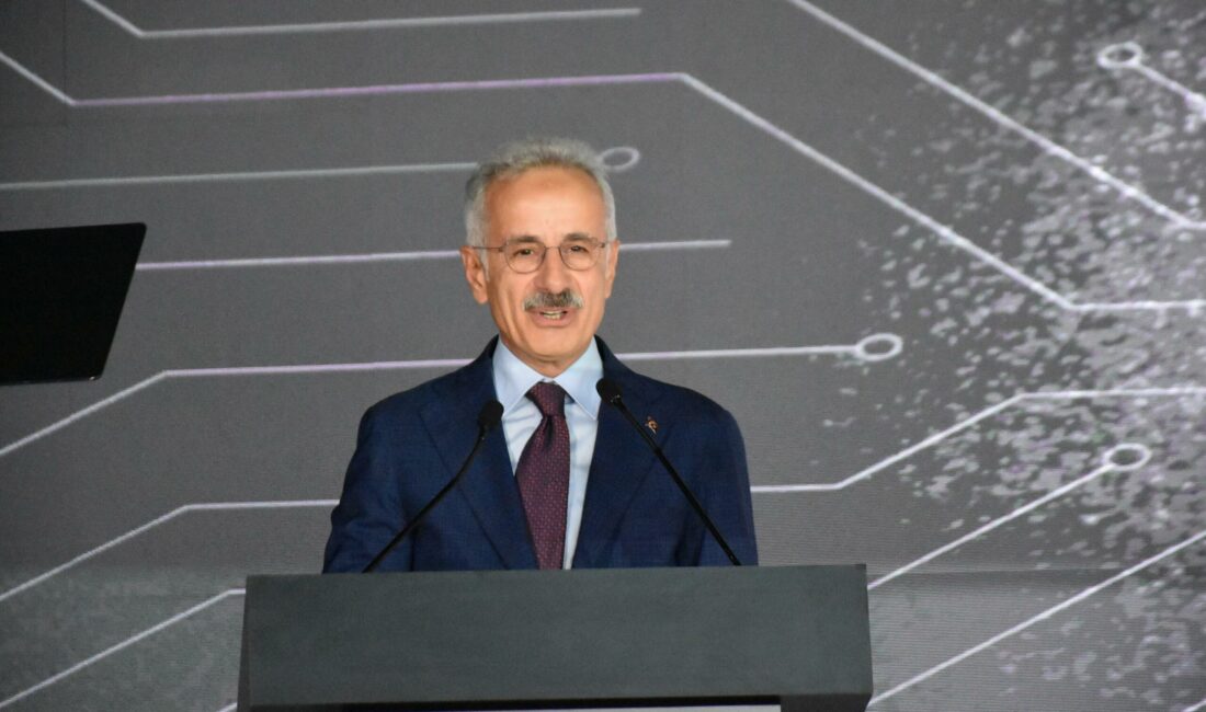 Bakan Uraloğlu: Ege Bölgesi’nin En Büyük Veri Merkezini Devreye Alıyoruz İZMİR / TEKHA Ulaştırma