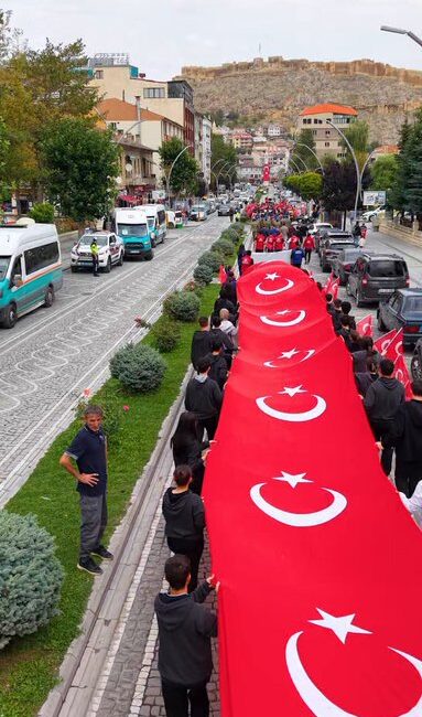Bayburt Valisi Mustafa Eldivan