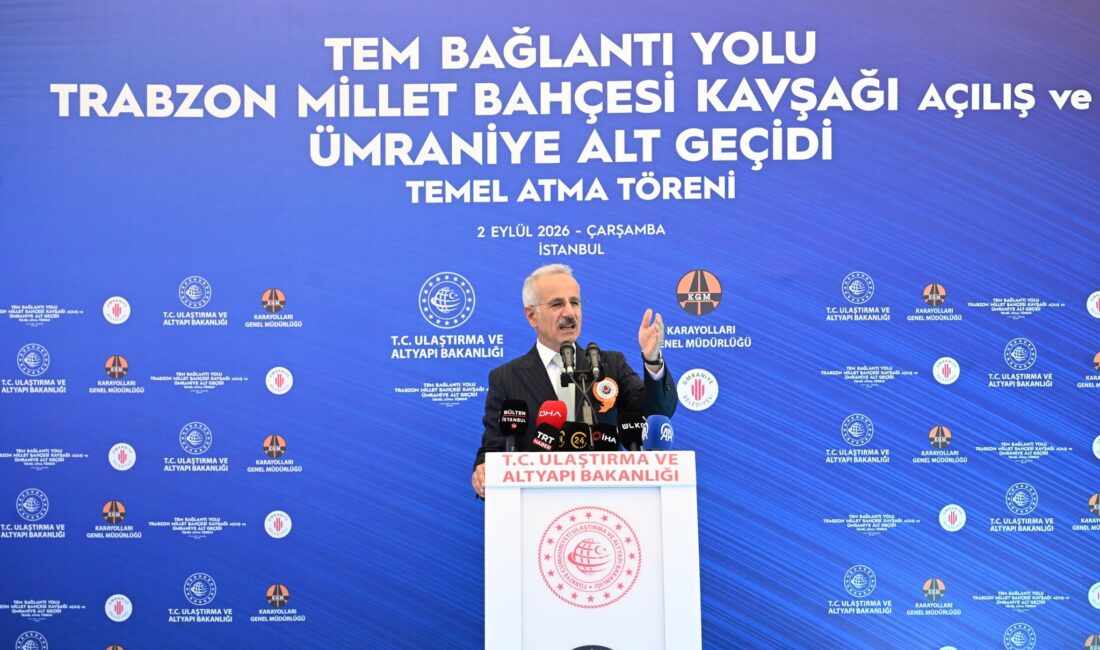 Bakan Uraloğlu Ümraniye’deki Ulaşım Yatırımlarının Açılışını Yaptı Ulaştırma ve Altyapı Bakanı