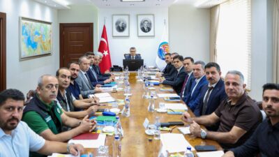 Mersin Valisi Atilla Toros başkanlığında,