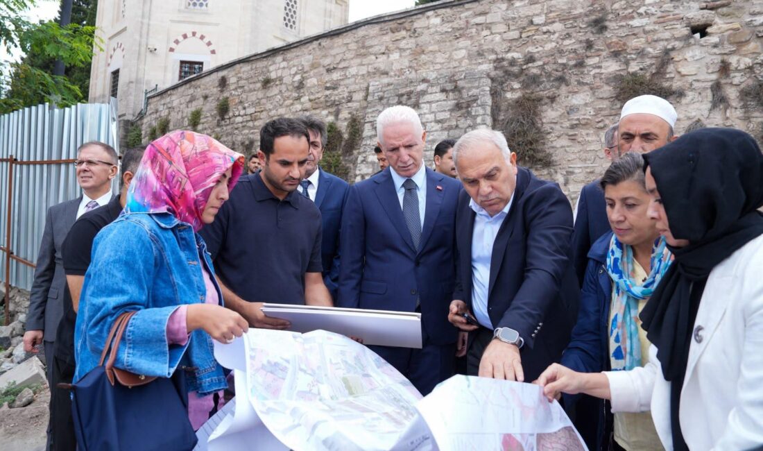 Vali Gül Fatih’te Yapımı Süren Seyir Terası Projesini İnceledi İstanbul Valisi Davut Gül,