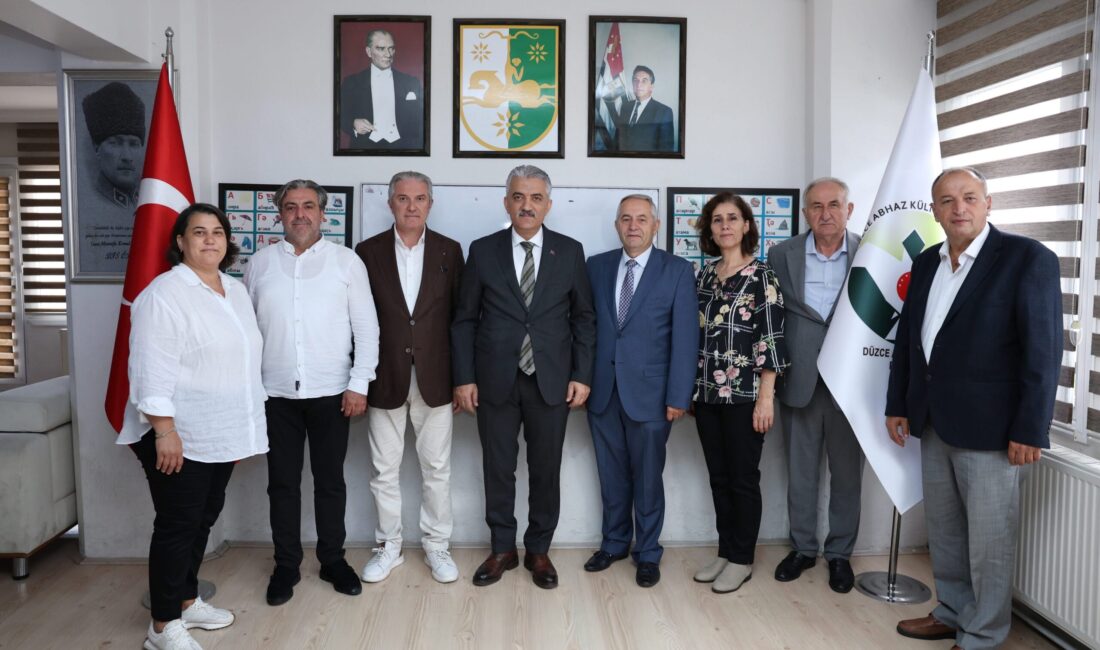 Düzce Valisi Mehmet Makas,