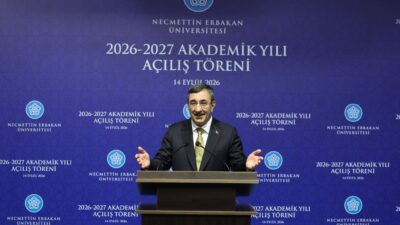 Cumhurbaşkanı Yardımcısı Cevdet Yılmaz, bir