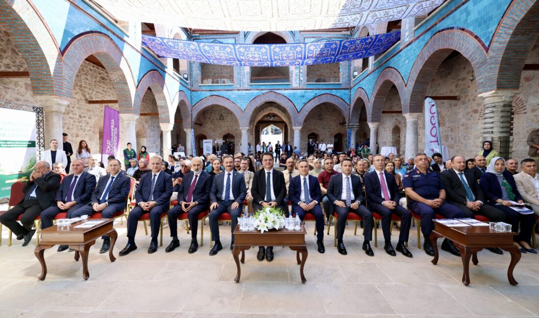 Tokat’ta Bağımlılıkla Mücadele Akademisi Programı Gerçekleşti Tokat Valisi Abdullah Köklü,