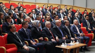 Milli Savunma Bakanı Yaşar Güler,