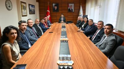 Uşak Valisi Dr. Serdar Kartal,
