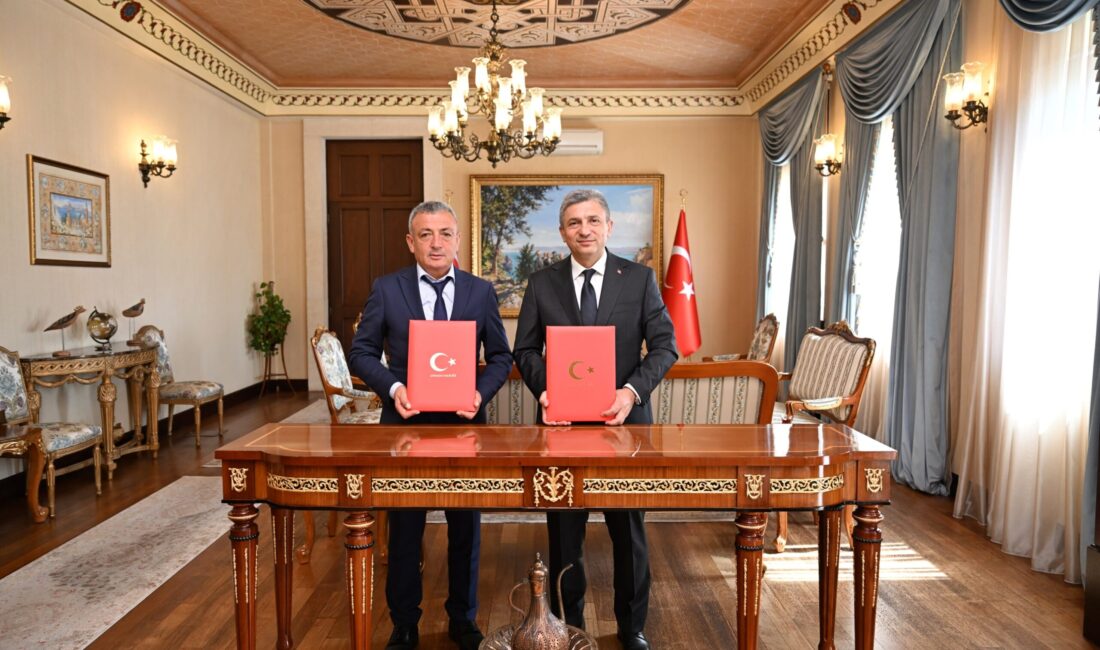 Antalya Valisi Hulusi Şahin,