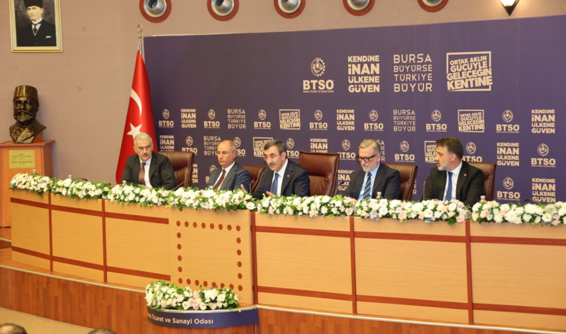 Cumhurbaşkanı Yardımcısı Cevdet Yılmaz Bursa İş Dünyası İle Buluştu BURSA / TEKHA Bursa