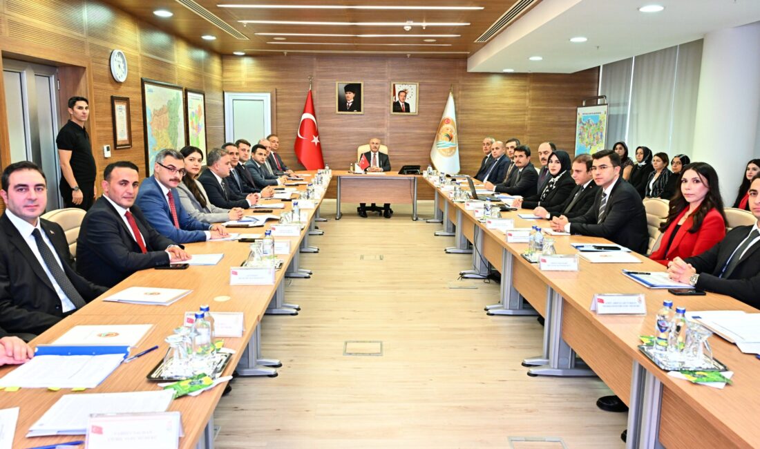 Vali Köşger Başkanlığında Sosyal Yardım Toplantısı Gerçekleşti Ana Sayfa › Valilik
