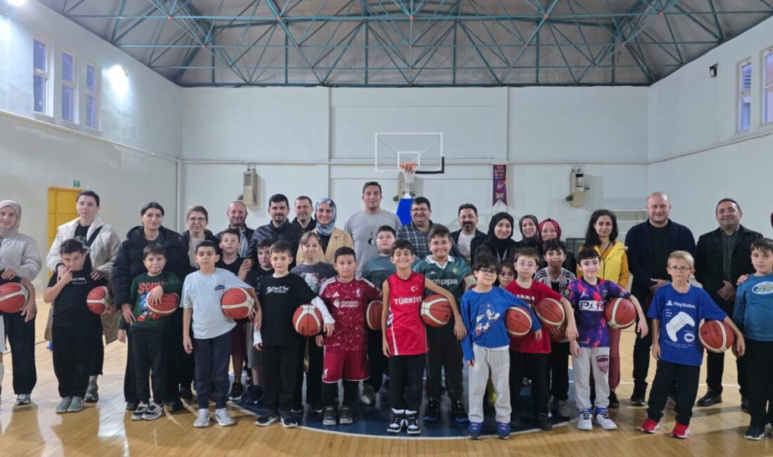 Yalova’da Genç Basketbolcuların Antrenman Mesaisi Sürüyor Yalova Gençlik ve Spor