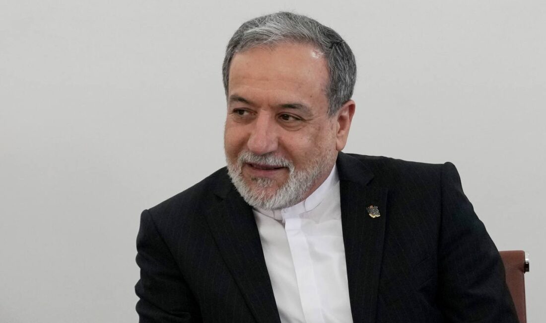 İran’dan ABD’ye Hürmüz Boğazı İçin Yedi Günlük Teklif İran Dışişleri Bakanı Abbas