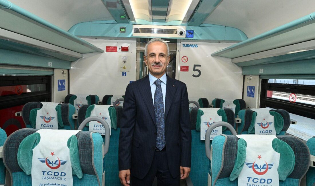 TCDD Trenlerinde ‘Boş Yer Takip Butonu’ Dönemi Başladı Ulaştırma ve Altyapı Bakanı