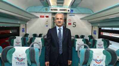Ulaştırma ve Altyapı Bakanı Abdulkadir