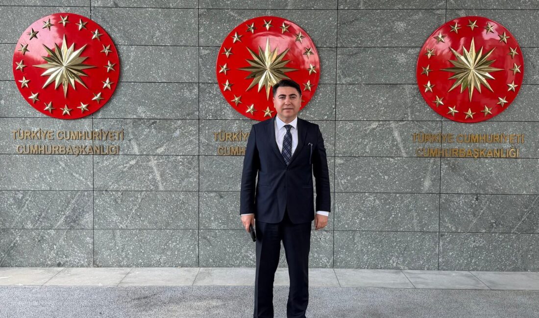 Cumhurbaşkanlığı Forsundaki 16 Yıldızın Anlamı: Türk Devlet Geleneğine Tarihsel Bir Bakış Anadolu Üniversitesi Öğretim Üyesi