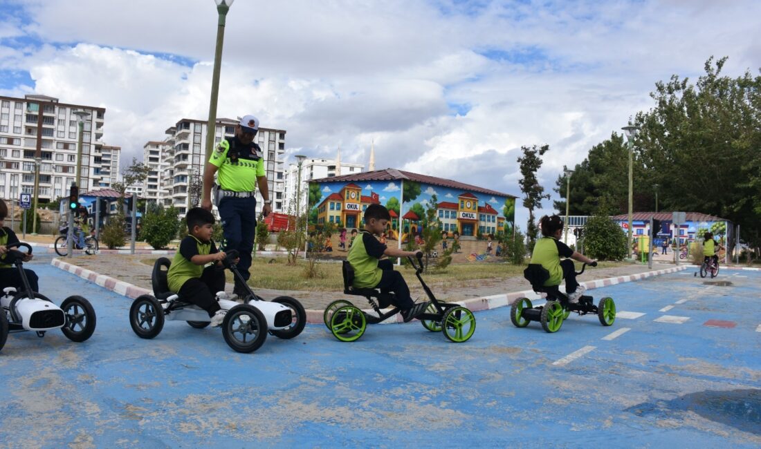 Siirt Belediyesi tarafından çocukların