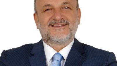 Eski Ulaştırma Bakanı Oktay Vural,
