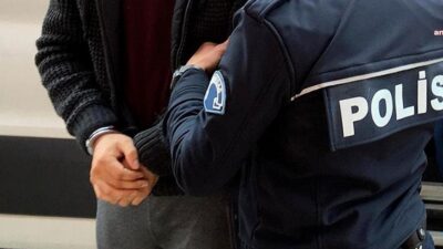 Dört farklı şirketin hisse paylarına