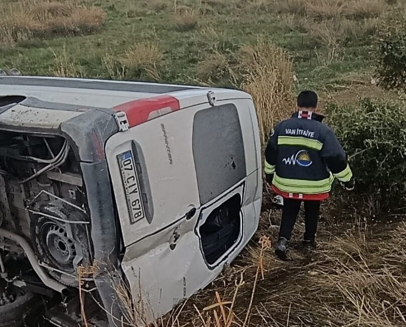 Van’da trafik kazası: 6 yaralı Van’ın Gevaş ilçesinde