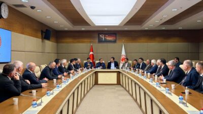 AK Parti Kars Milletvekili Adem