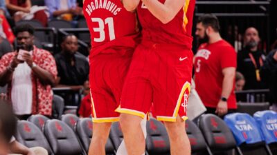 NBA’de yeni sezonun açılış maçında