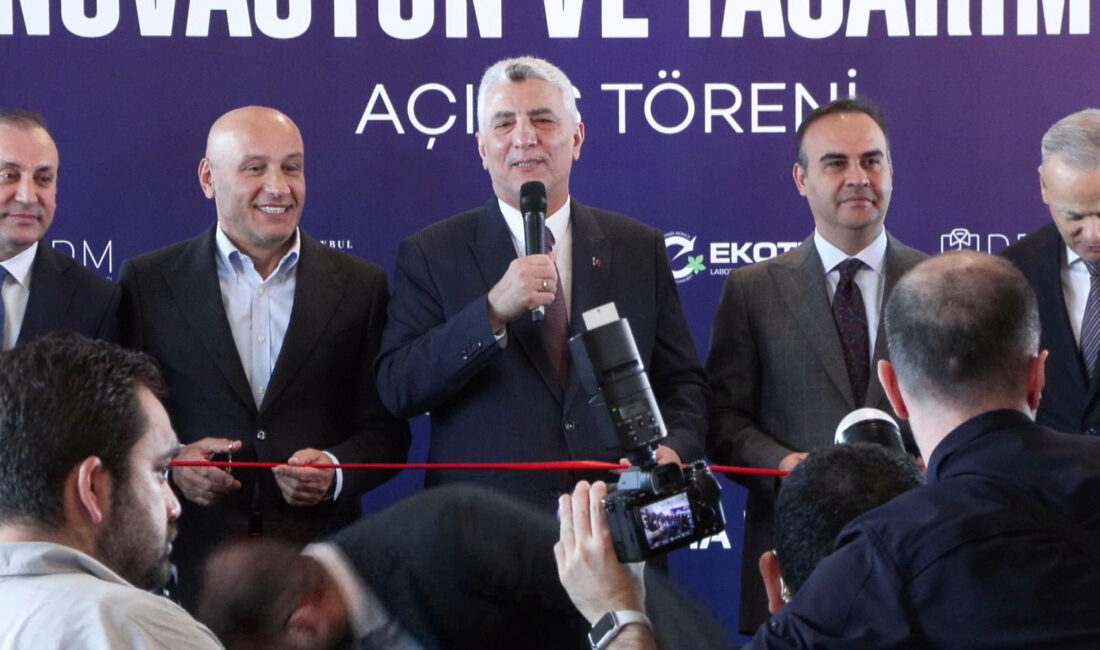 Ticaret Bakanı Ömer Bolat: 2026 Tekstil Ve Giyimde Toparlanma Yılı Oldu Ticaret Bakanı Ömer Bolat,