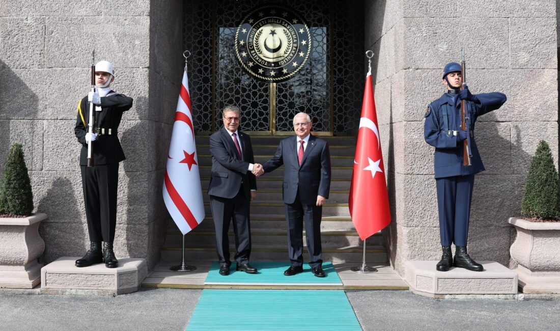 Milli Savunma Bakanı Yaşar Güler, KKTC Başbakanı Ünal Üstel’i Kabul Etti Milli Savunma Bakanı Yaşar