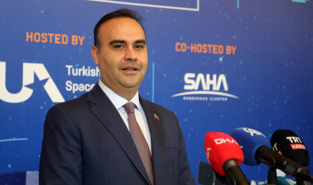 Bakan Kacır: Yüzde 87 Yerlilikle Üretilen Ay Uzay Aracı 2027’de Fırlatılacak Antalya’da organize edilen 77’nci