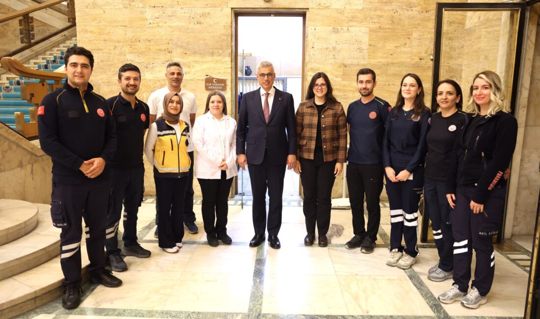 Sağlık Bakanı Kemal Memişoğlu,