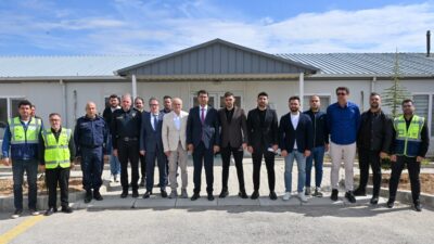 Uşak Valisi Dr. Serdar Kartal,