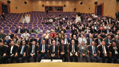 Eski Gençler Dünya Boks Şampiyonu