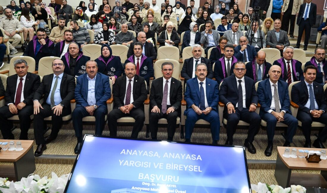 Erzurum Valisi Aydın Baruş,