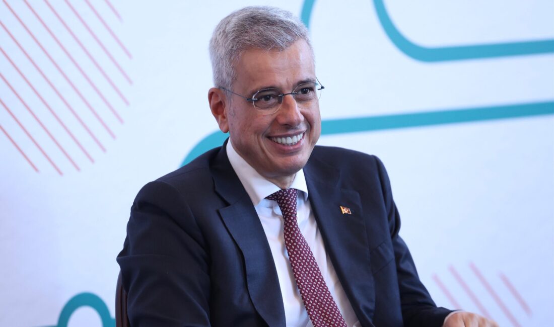Sağlık Bakanı Kemal Memişoğlu,