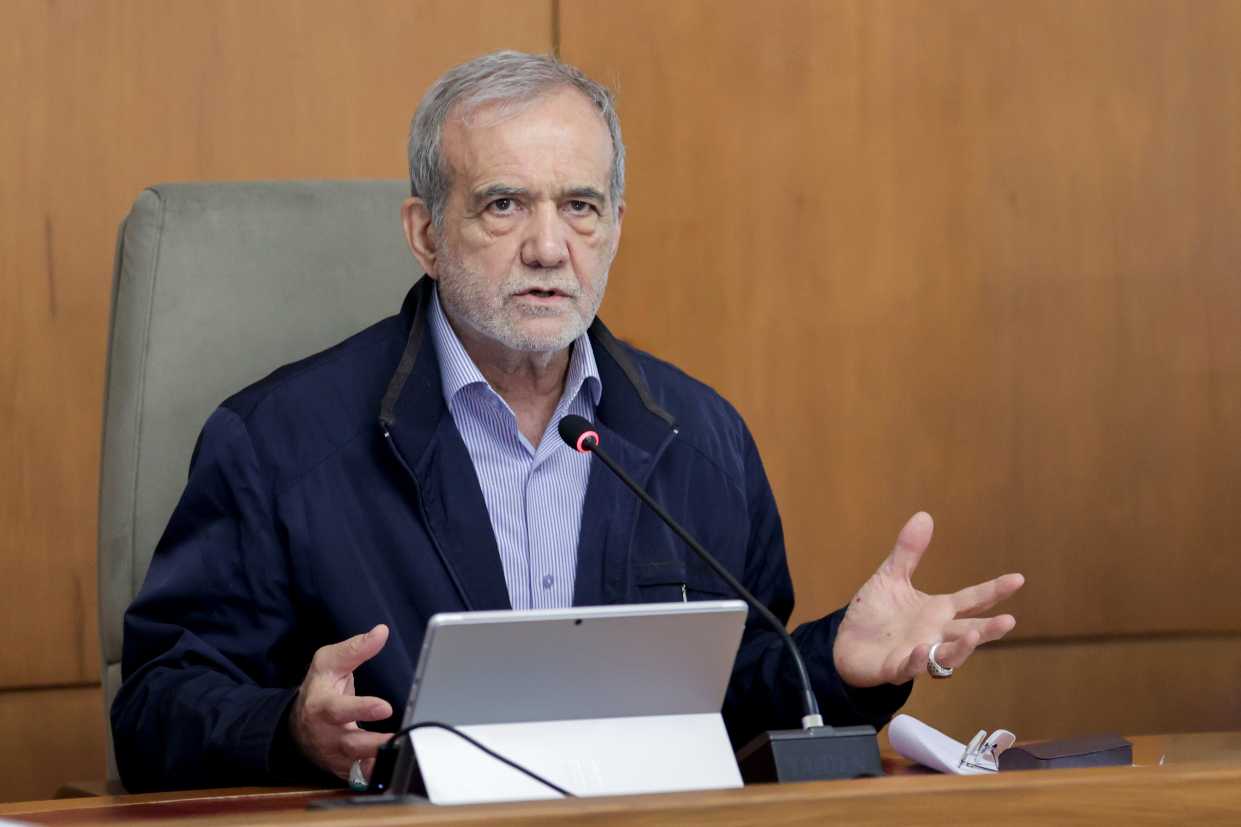 İran Cumhurbaşkanı Pezeşkiyan’dan ABD’ye Sert Eleştiri: Anlaşmayı Korkaklar Bozdu