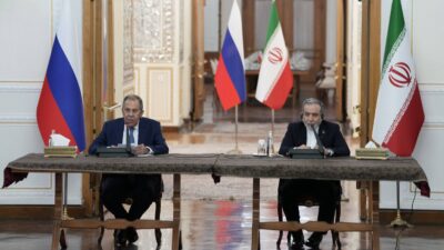 Tahran’da Rus mevkidaşı Sergey Lavrov