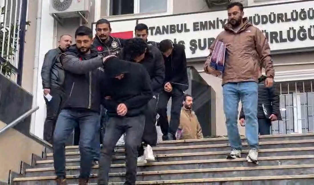 İstanbul’da Hasarlı Araçları ‘Change’ Yapan Şebekeye Operasyon Düzenlendi İstanbul’da afetlerde ağır hasar