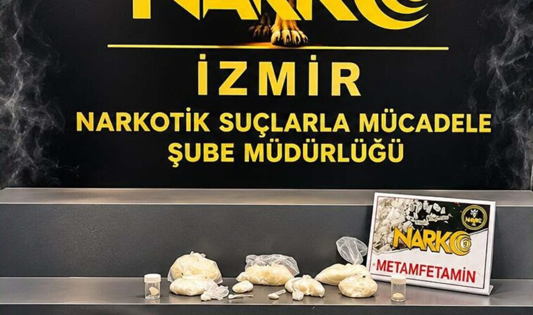İzmir’de Narkotik Operasyonu: 3 Şüpheli Cezaevine Gönderildi İzmir’in Karşıyaka ve Bergama
