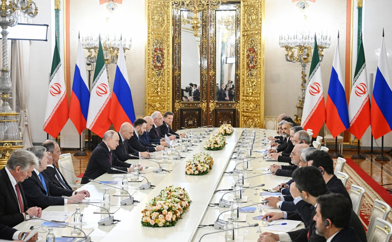 Putin Ve Pezeşkiyan Moskova’da Kritik Zirve: Bölgesel Sorunlar İçin ABD Vurgusu